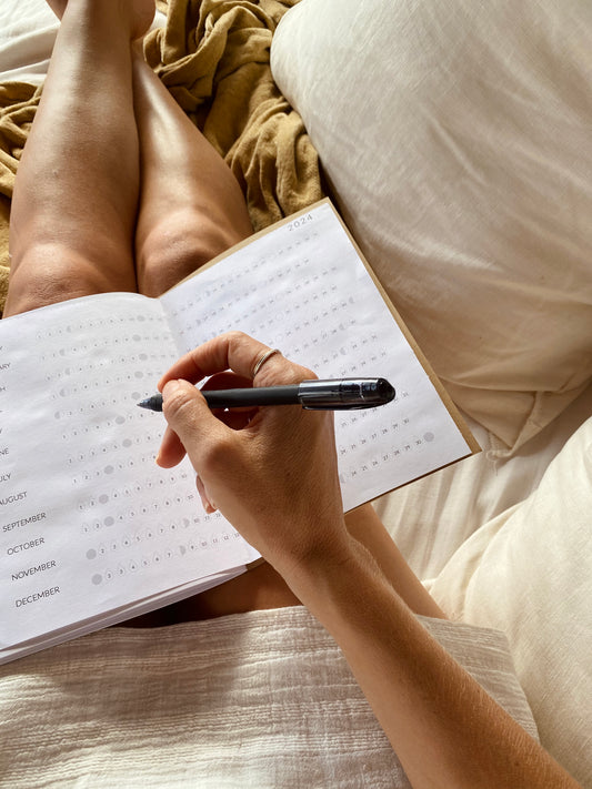 Menstrual Guide + Journal